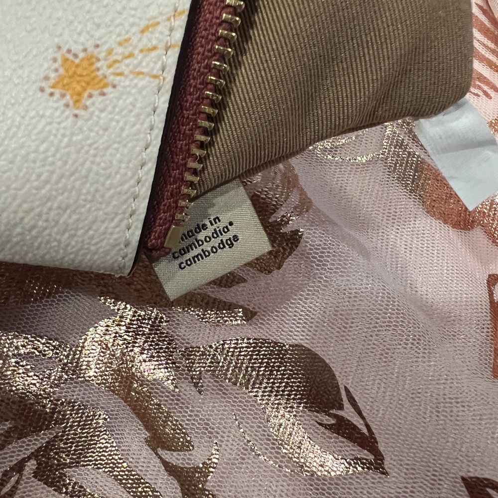 Coach Cream Pink Star Wristlet Corner Zip Shooting Star 6"x4" H42991 CF336 - Picture 5 of 5